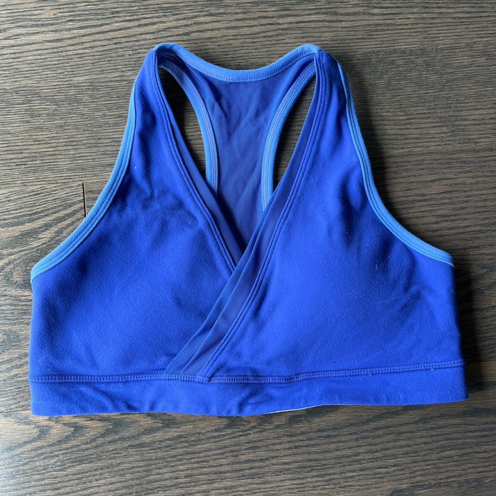 Lululemon sports bra top size 4